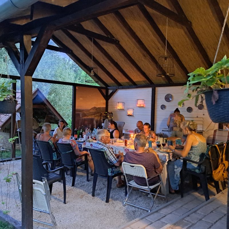 Kamperen en vakantie bij La Petite Étoile - Hongarije - Open Camping Dag